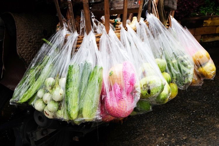 Market temsilcilerinden poşete yüzde 200 zam talebi