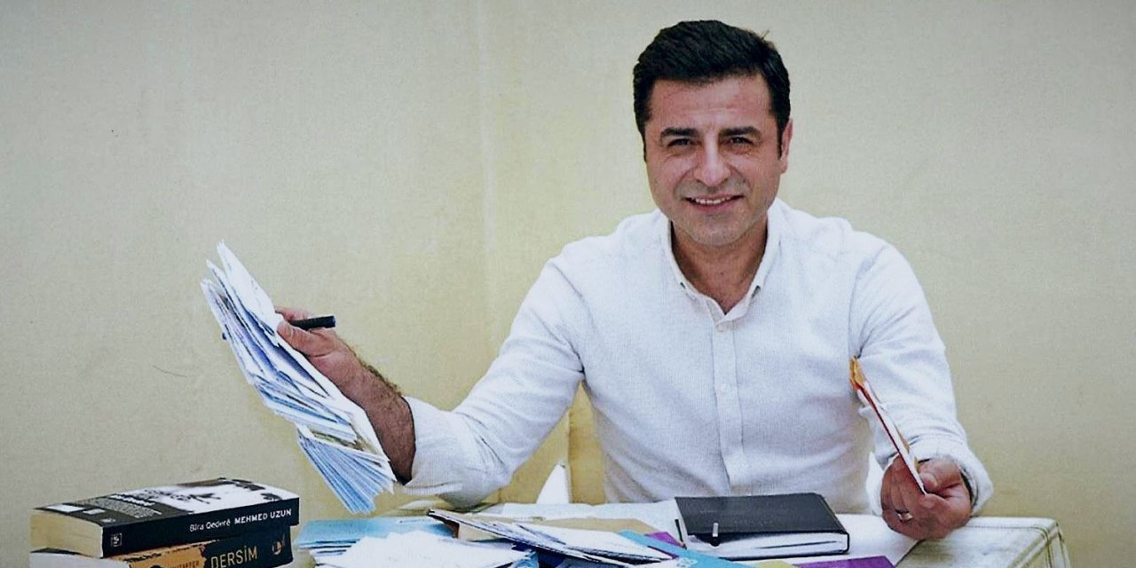Demirtaş: Bize barış için açılmayan İmralı kapıları yarın seçim için size hiç açılmaz