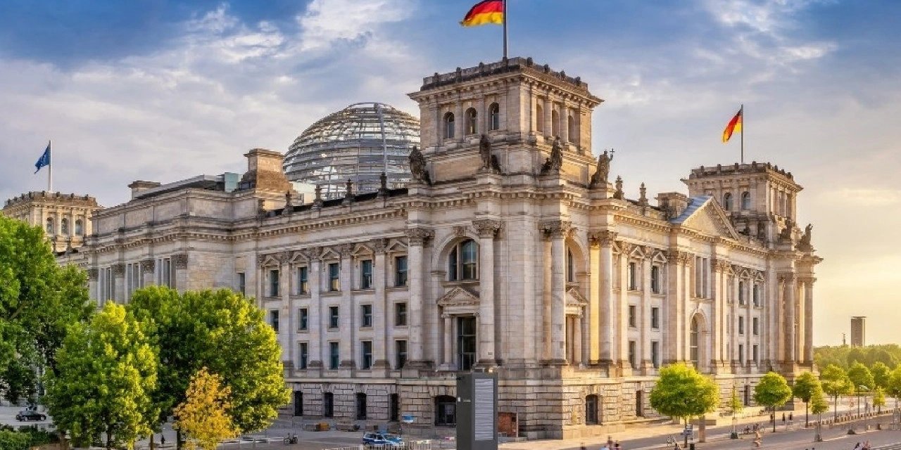 Alman polisinden operasyon: Darbe hazırlığındaki çok sayıda kişi gözaltında