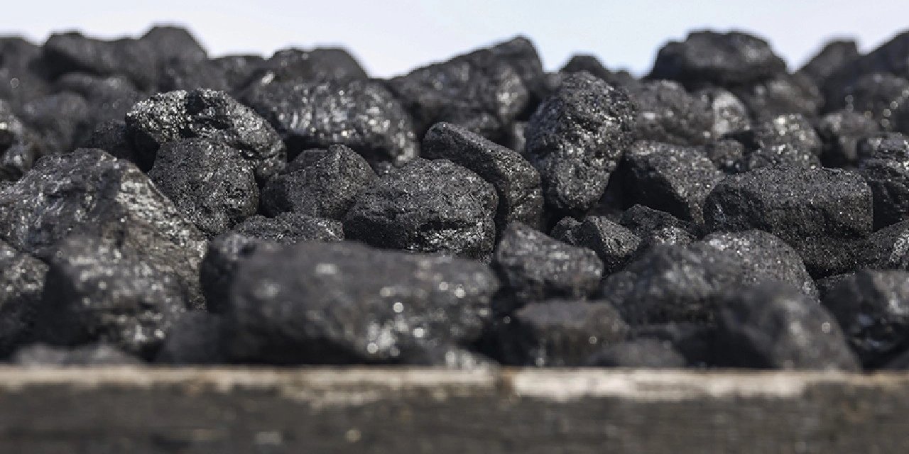 30 yıl sonra ilk kez kömür madeni açan İngiltere'ye ikiyüzlülük eleştirisi