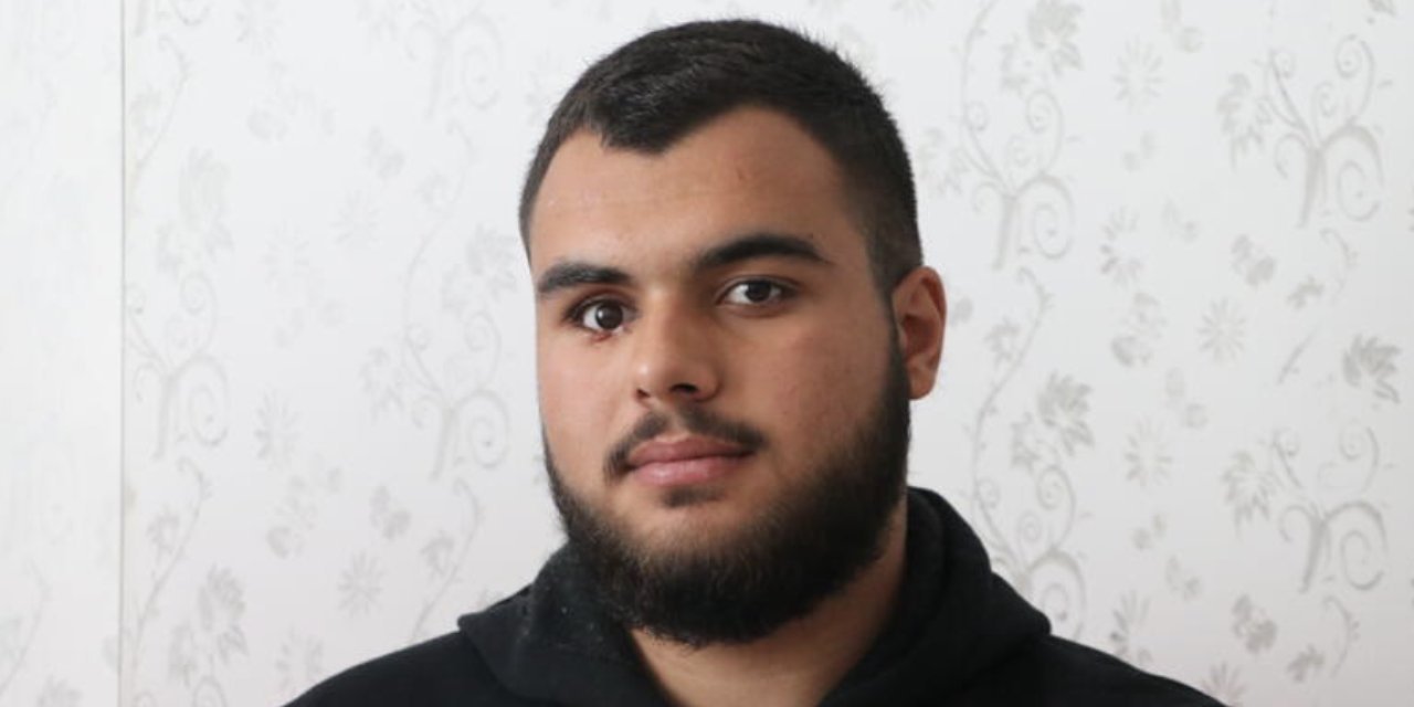 Şampiyonluk kutlamasındaki meşale, bir gencin hayatını kararttı