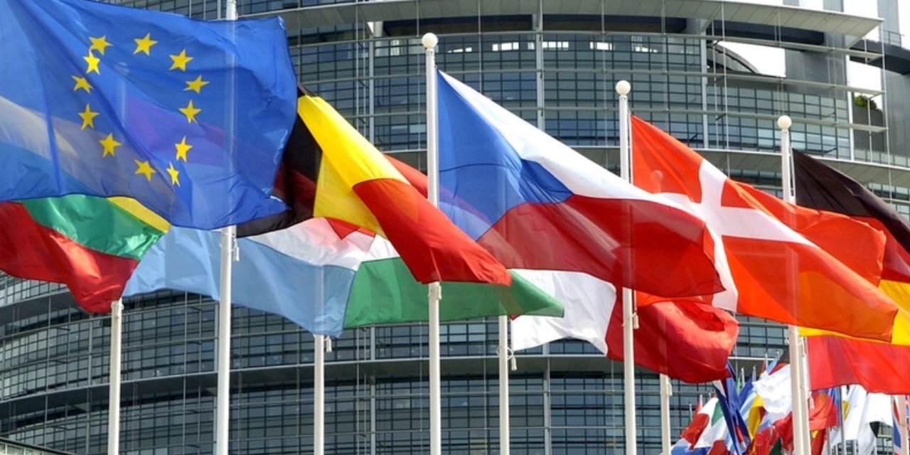 AB: Türkiye, Rusya'ya yaptırımları uygulamak zorunda