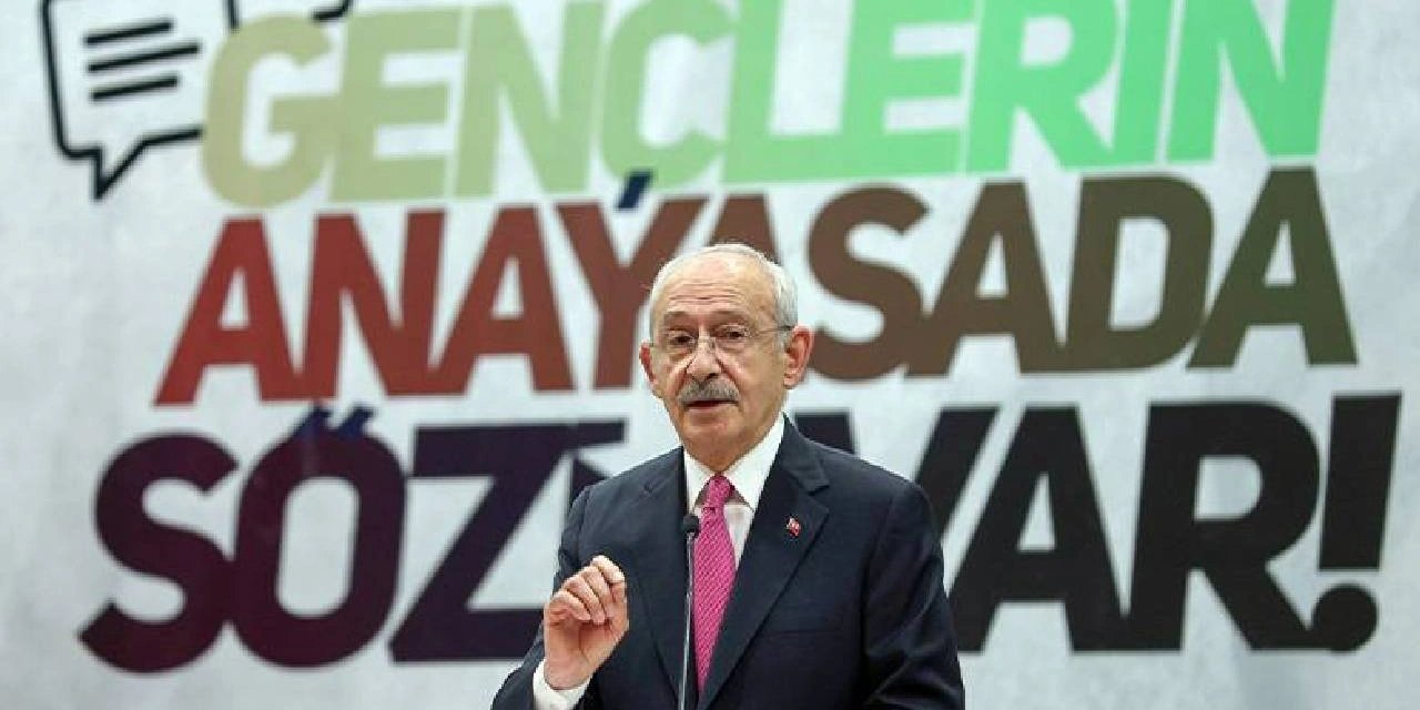 Kılıçdaroğlu, genç hukukçulara seslendi: İkinci Yüzyıla Çağrı Beyannamemizi hepinizin ezberlemesini isterim