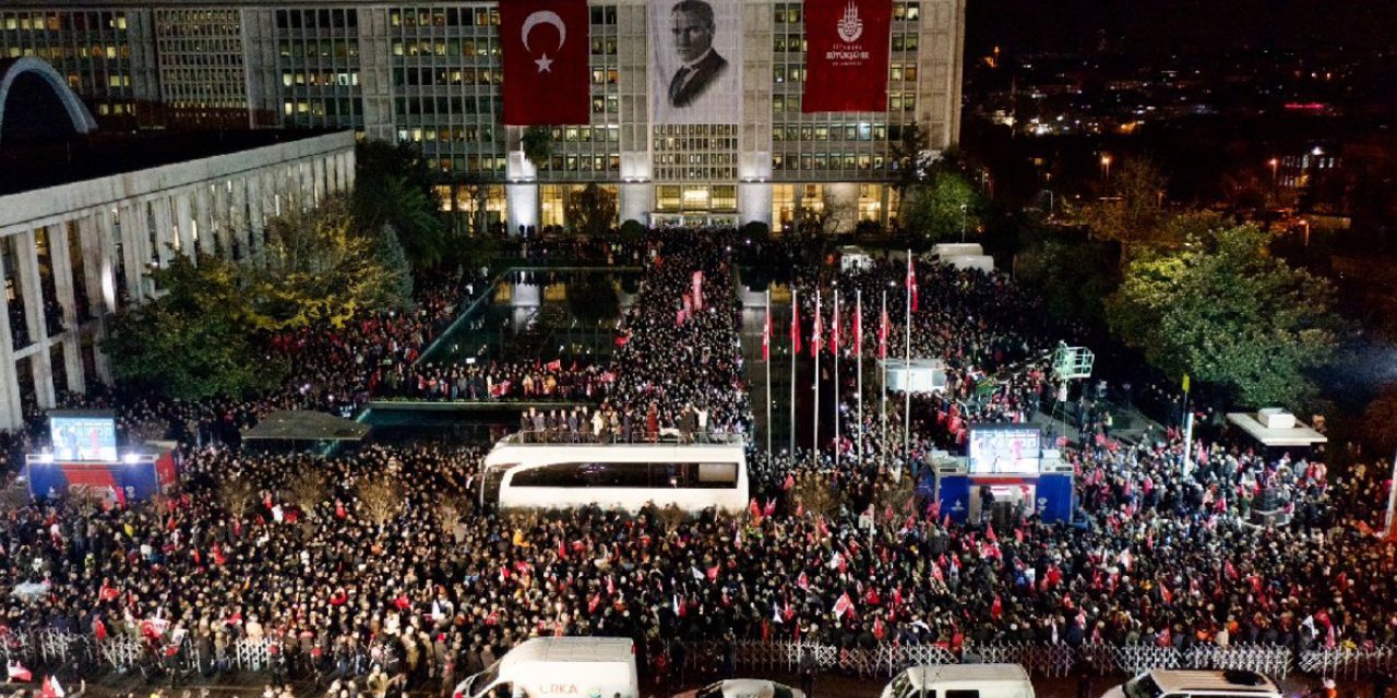 Altılı Masa Saraçhane'de toplandı: Mitingi birçok TV kanalı yayınlamadı