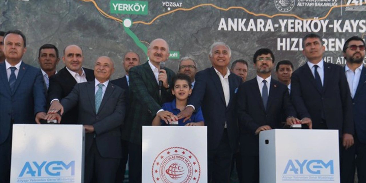 1 yıl gizlediler: Bakanlığın 17 milyar liralık ihalesinin hangi şirketlere verildiği belli oldu