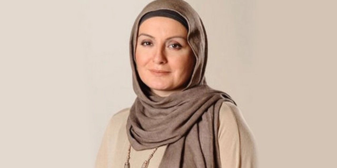 Yakın zamana kadar AKP'ye yakınlığıyla bilinen Nihal Bengisu Karaca'nın 6'lı masa çıkışı gündem oldu