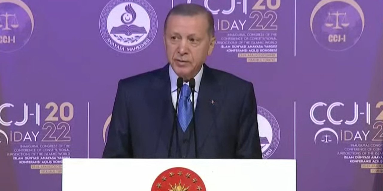 Erdoğan: Adalet dağıtamayan devlet tıpkı çürük bir bina gibi yıkılıp gitmeye mahkumdur