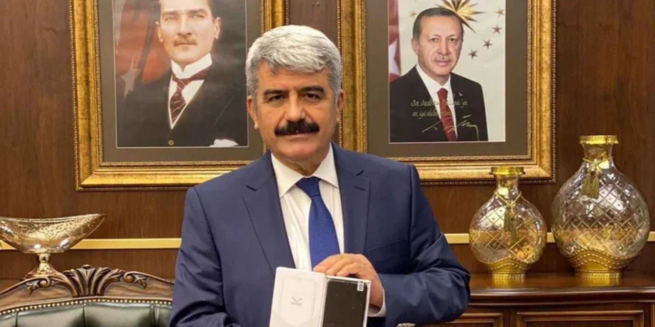 10 günde hem Cumhurbaşkanı Başdanışmanı hem YÖK üyesi oldu