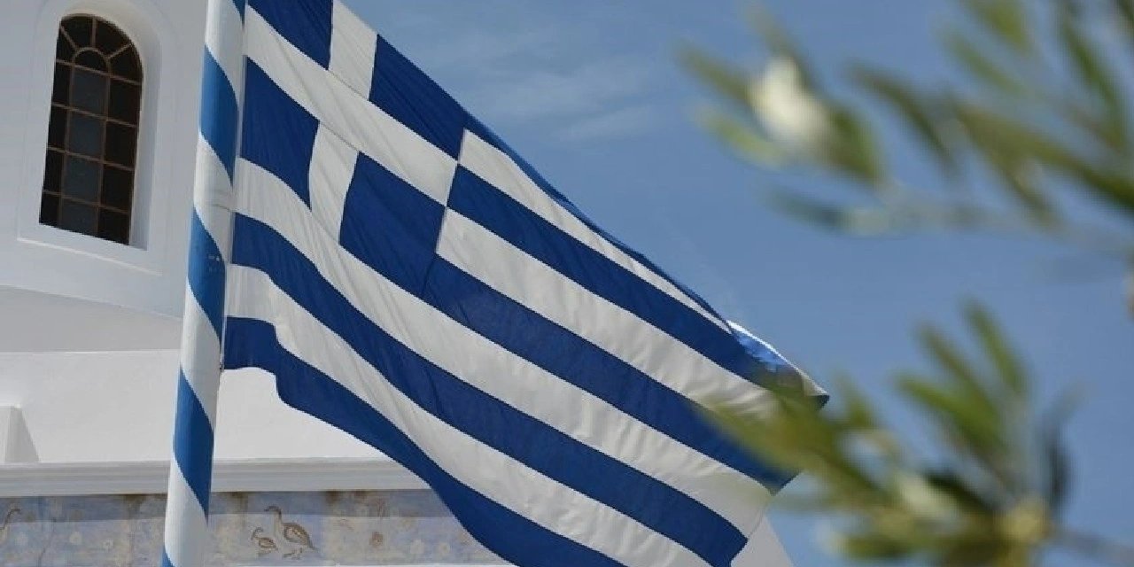 Yunan basını: Atina, Ege'de '12 mil kararı' almaya hazırlanıyor