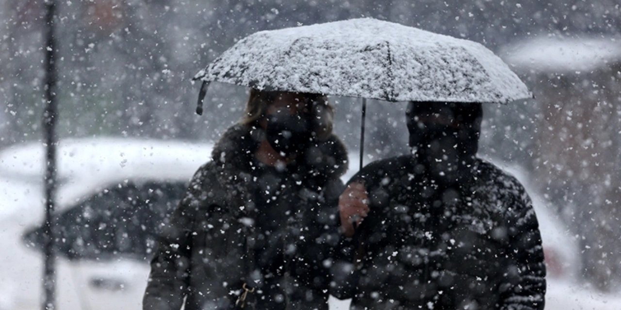 Meteoroloji uyardı: Doğu Karadeniz'in iç kesimlerinde kuvvetli kar bekleniyor