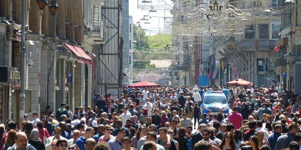 İstanbul, Ankara ve İzmir en çok göç veren iller oldu