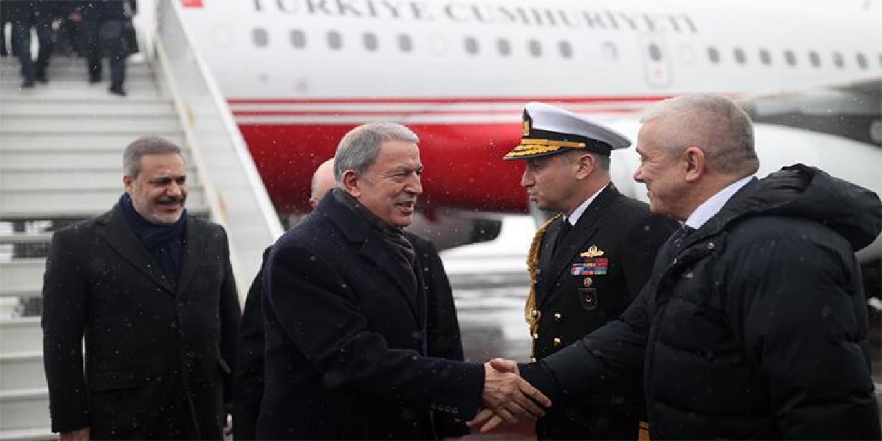 Hulusi Akar, Moskova'da Suriyeli mevkidaşıyla görüştü