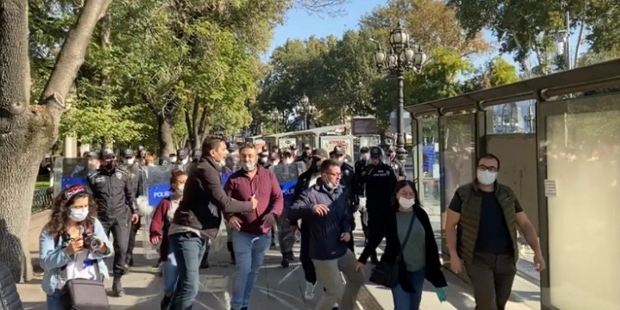 10 Ekim'de gözaltına alınmışlardı: IŞİD'i protesto edenlere dava açıldı