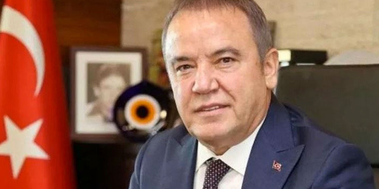 Muhittin Böcek'ten muhteşem haber! Rektör açıkladı:Bir hafta 10 güne...
