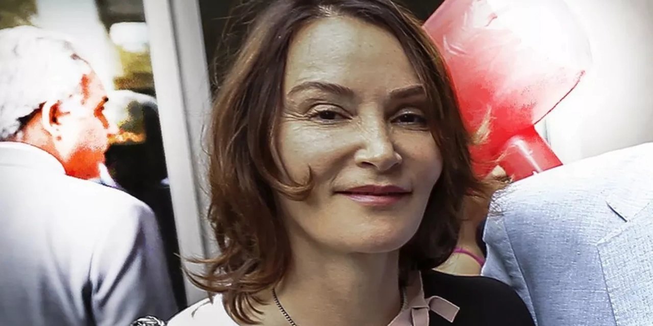 Aslı Baykal milletvekilliği için açık kapı bıraktı: 'Olasılık çok, niye 'AK Parti' diyorlar?'