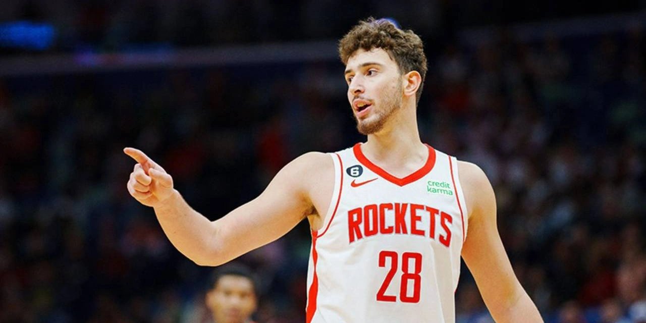 Alperen Şengün, NBA tarihinde, "triple-double" yapan en genç pivot oldu