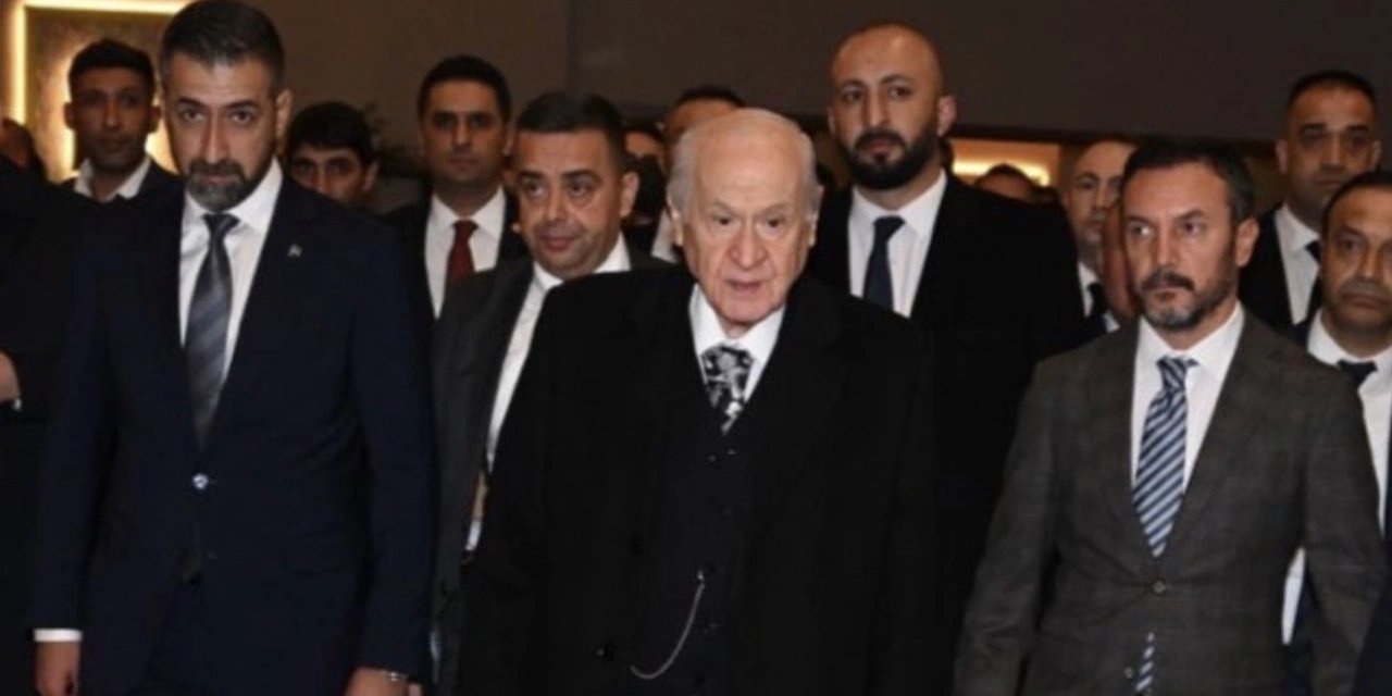Rus pilotu öldüren savaş suçlusu: Savcı nerede olduğunu bulamadı, Bahçeli’nin yanından çıktı