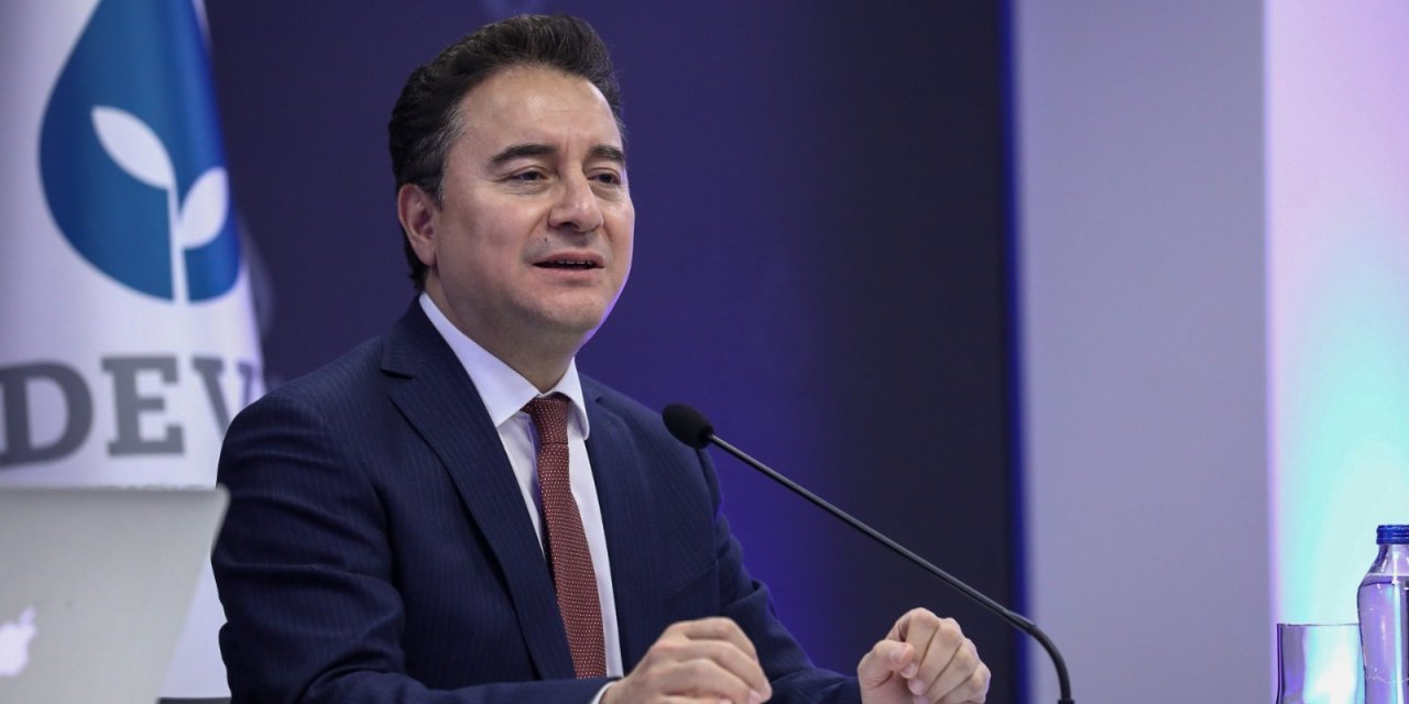 Babacan: Meclis erken seçim kararı almazsa Erdoğan aday olamaz