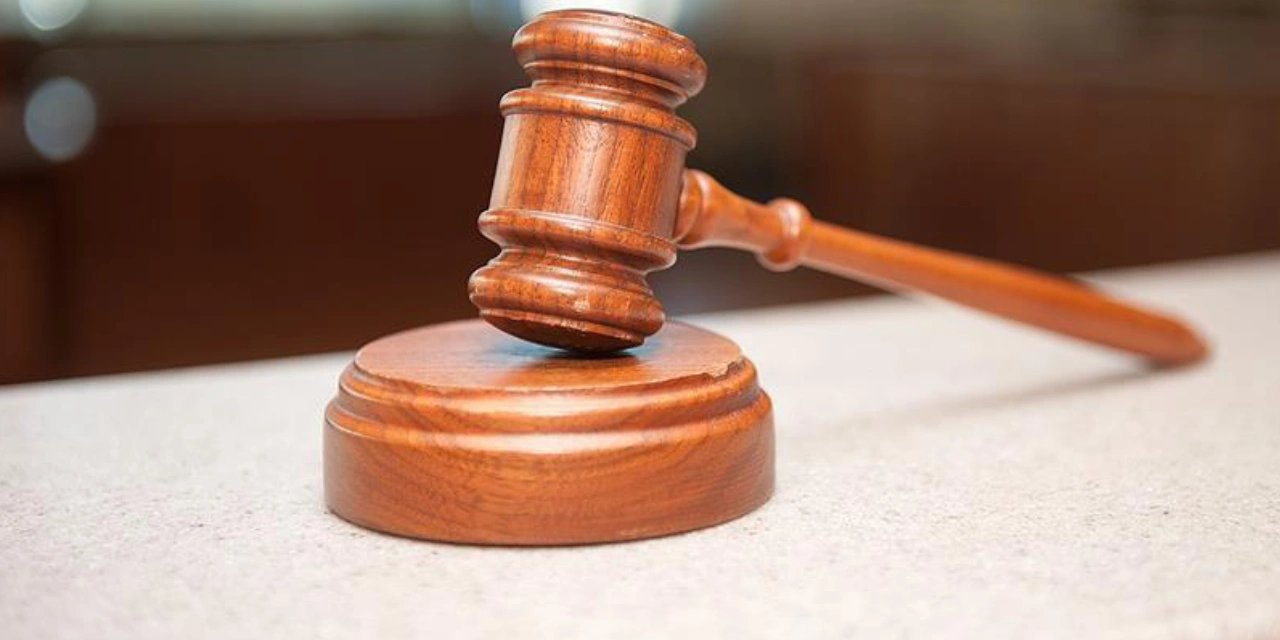 Kızını terlikle öldürdüğü iddia edilmişti: Müebbet hapis cezası verildi