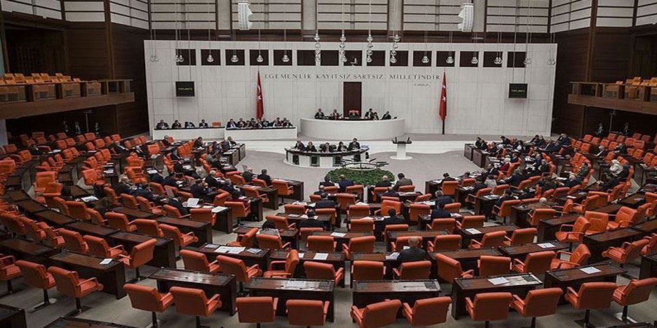 AKP ve MHP oybirliği ile karar verdi! "KYK borçları silinsin" önerisi reddedildi!
