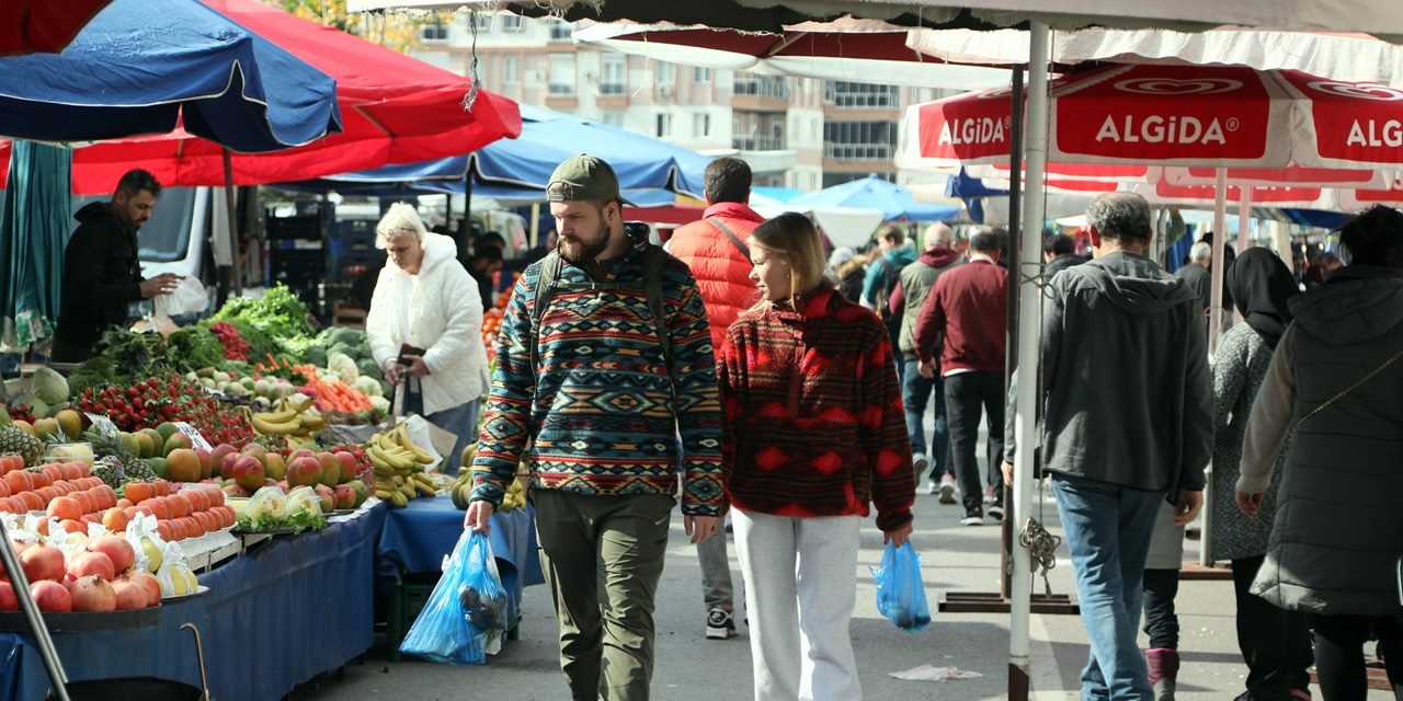 Rus ve Ukraynalı etkisi: Antalya'da neler oluyor?