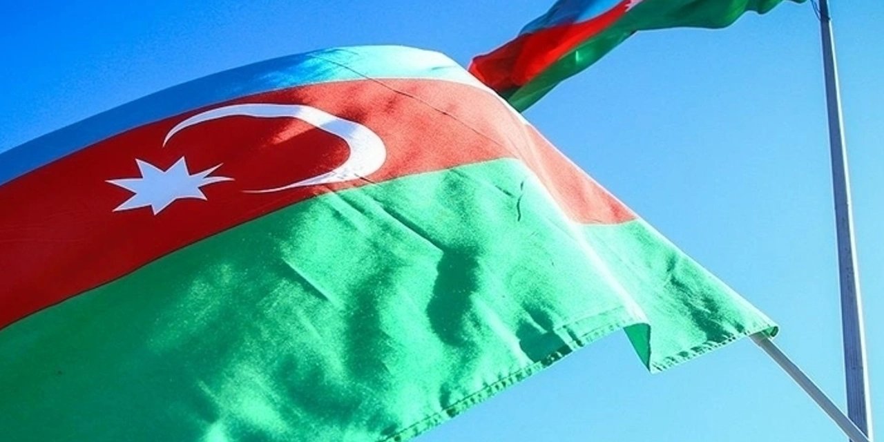 Azerbaycan'ın Tahran Büyükelçiliği'ne silahlı saldırı!