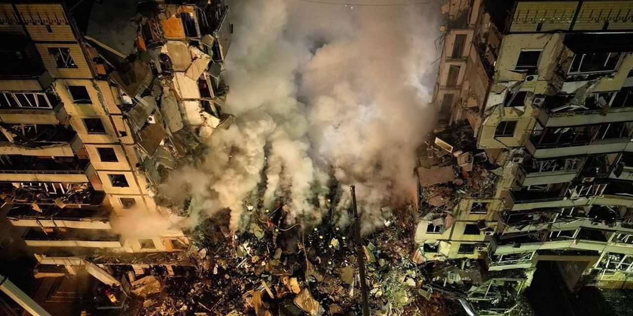 Ukrayna: Rusya'nın füze saldırılarında 11 kişi öldü