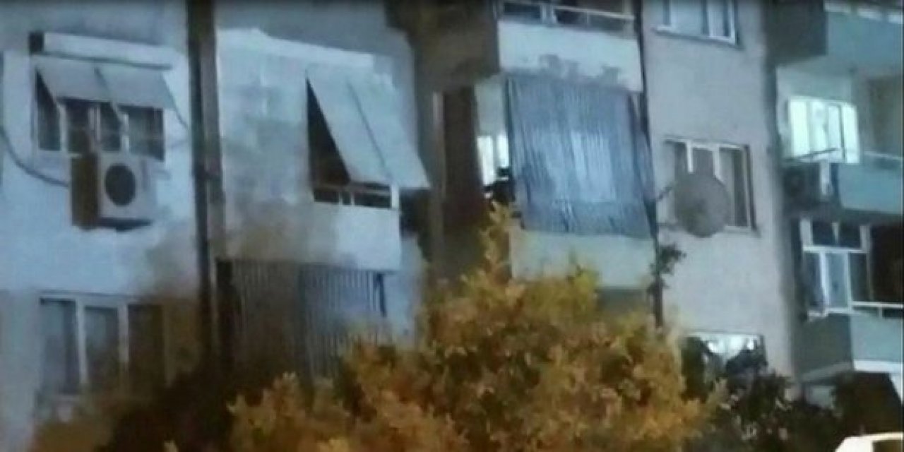 Küçük çocuğun çığlıkları mahalleyi inletti..."Baba vurma" Cani baba 11 yaşındaki oğlunu oklavayla böyle dövdü!
