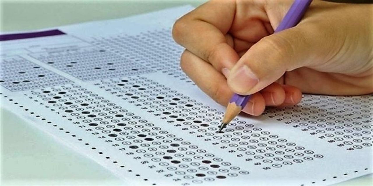 Tüm elektronik sınavlar ertelendi