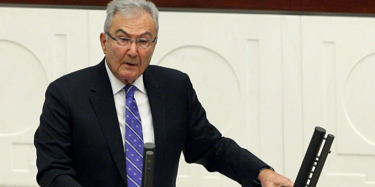 CHP Eski Genel Başkanı Deniz Baykal hayatını kaybetti