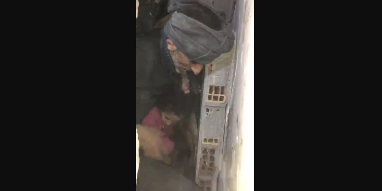 Hatay'da baba ve kucağındaki kızı depremden 141 saat sonra kurtarıldı