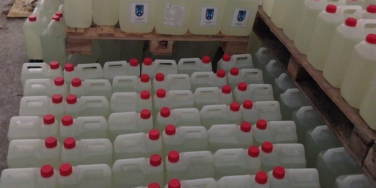 Mansur Yavaş: Afet bölgelerinde hijyeni sağlamak ve salgın riskinin önüne geçmek için temizlik çalışmalarına devam ediyoruz