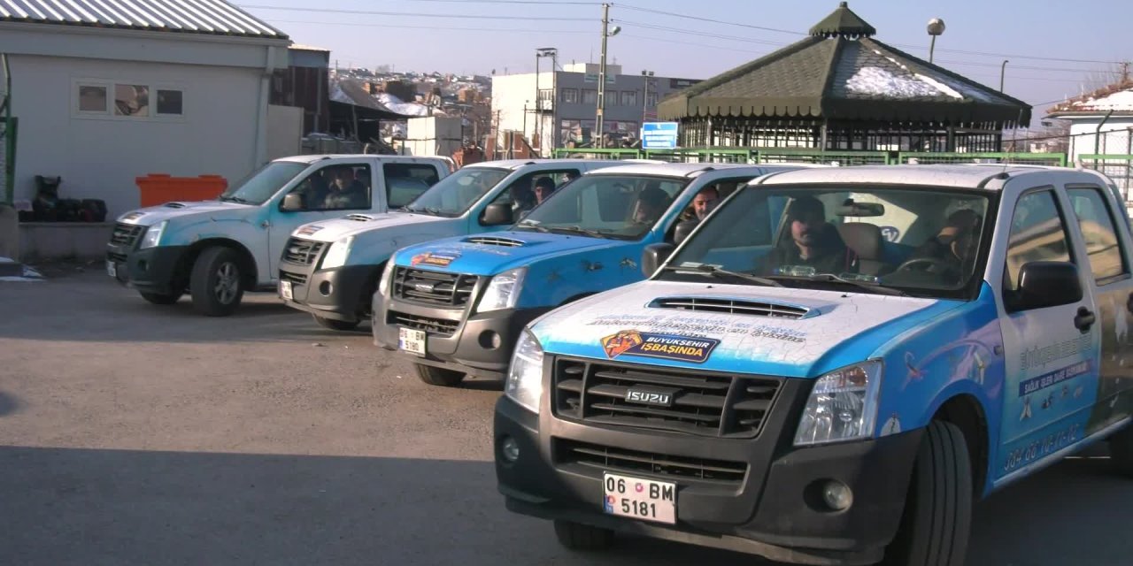 ABB: Depremzedelerin kaldıkları bölgelerde dezenfeksiyon ve kemirgen ilaçlaması yapacak