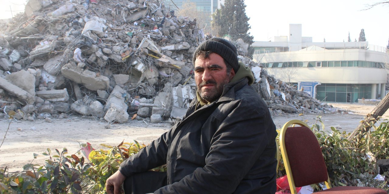 Anne-babası dahil 15 kişiyi kaybetti: Enkazda 'umut' nöbeti