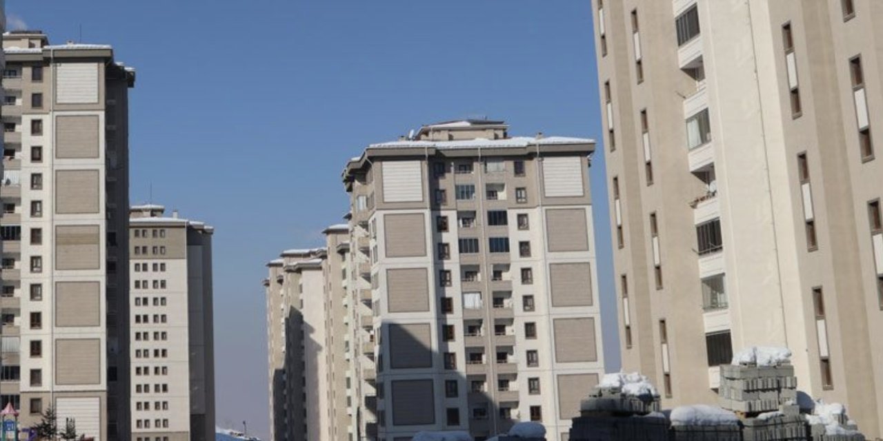 TOKİ Başkanı Bulut: Deprem bölgesindeki 133 bin daire içinde sadece 2 blokta çok hafif bir hasar var