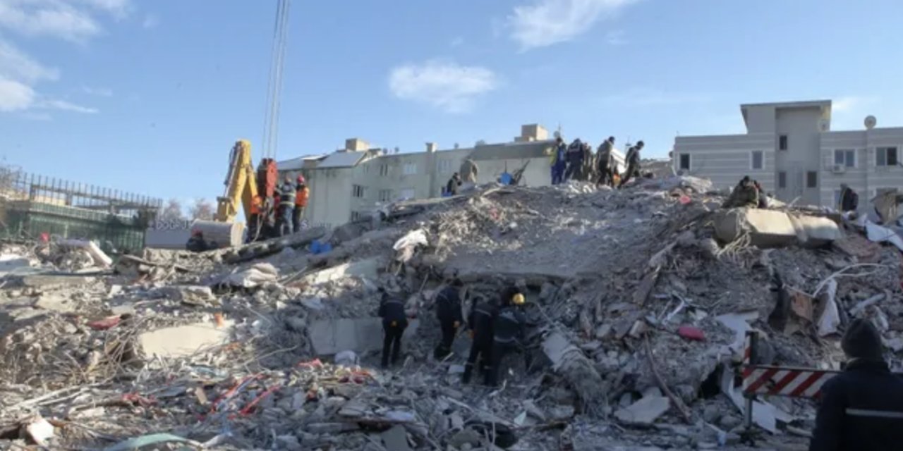 Adıyaman'da yıkılan İsias Otel'le ilgili 4 gözaltı