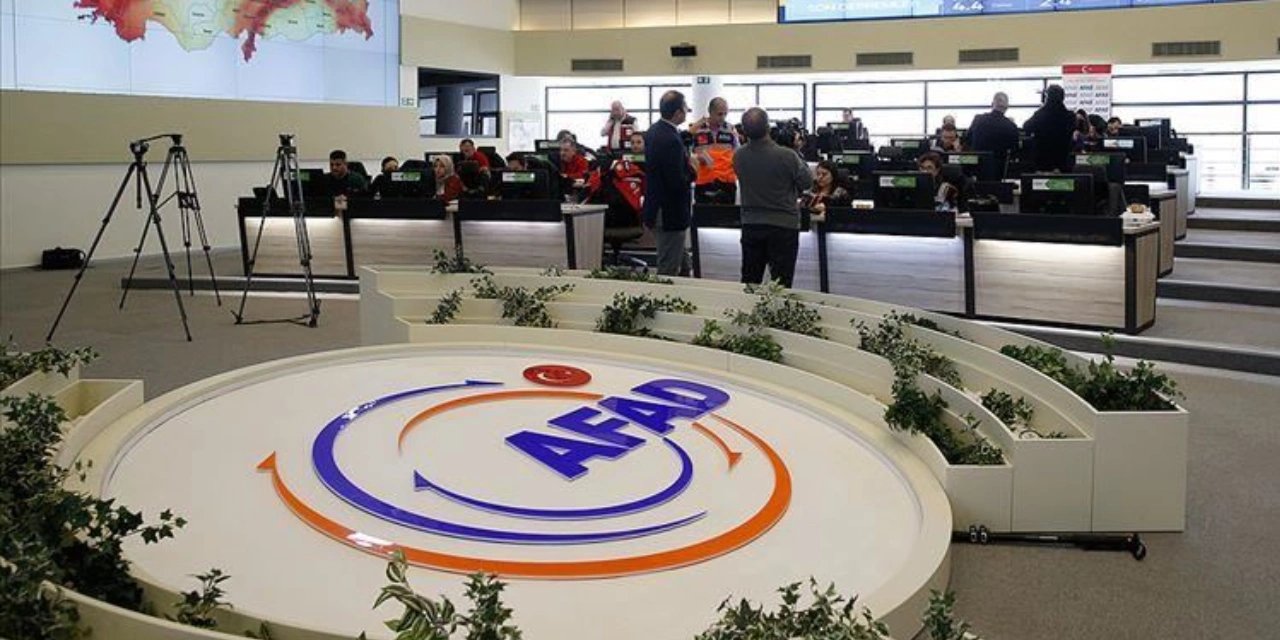AFAD: 4 dakikada bir artçı sarsıntı yaşanıyor