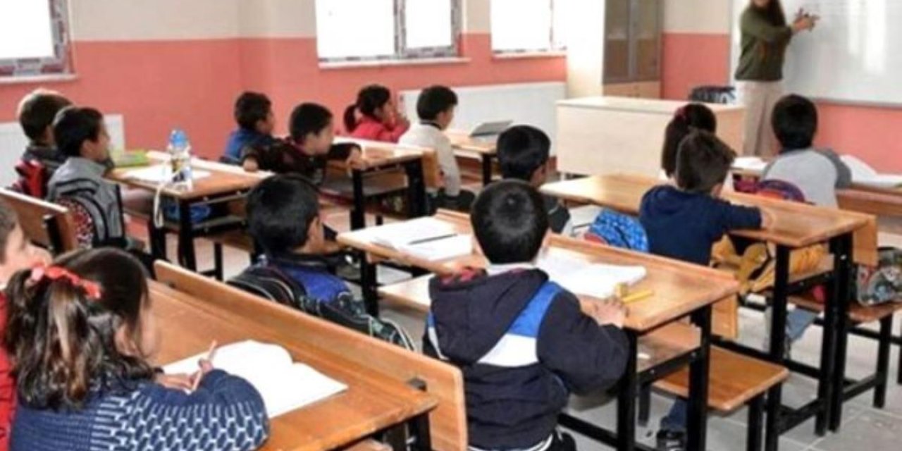 Depremin vurduğu illerde okulların açılacağı tarih belli oldu