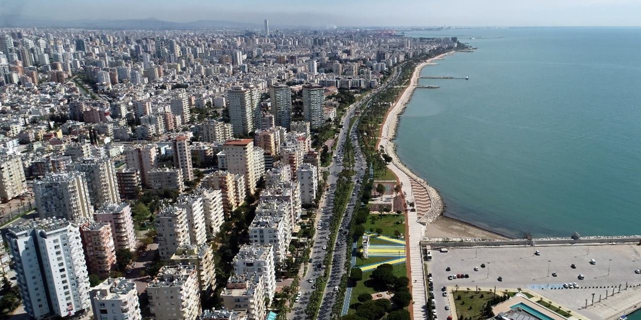 AFAD'ın ardından Mersin Valiliği de uyardı: 'Deniz kıyısından uzak durun'