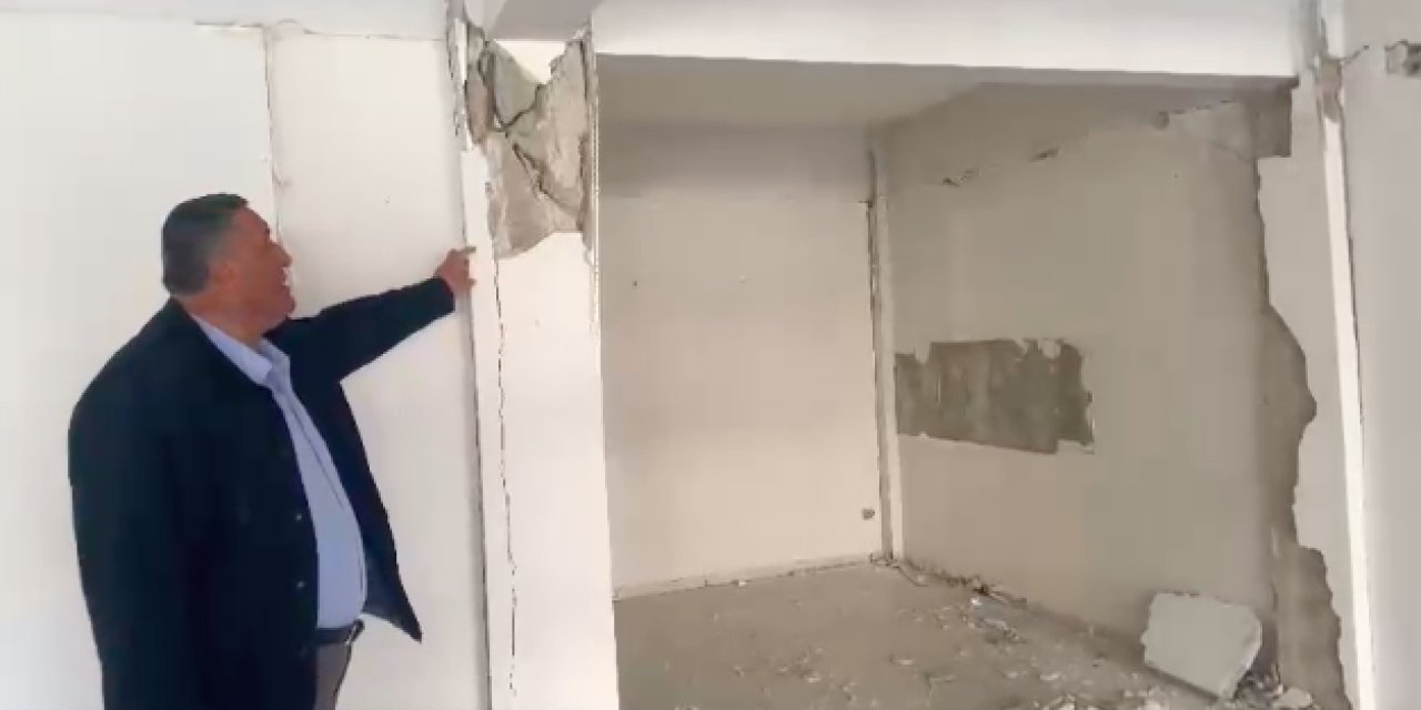 Niğdeli depremzedeler CHP'li Ömer Fethi Gürer'e dert yandı: 'Evlerimiz hasar gördü, ortada kaldık, kimse bizimle ilgilenmiyor'