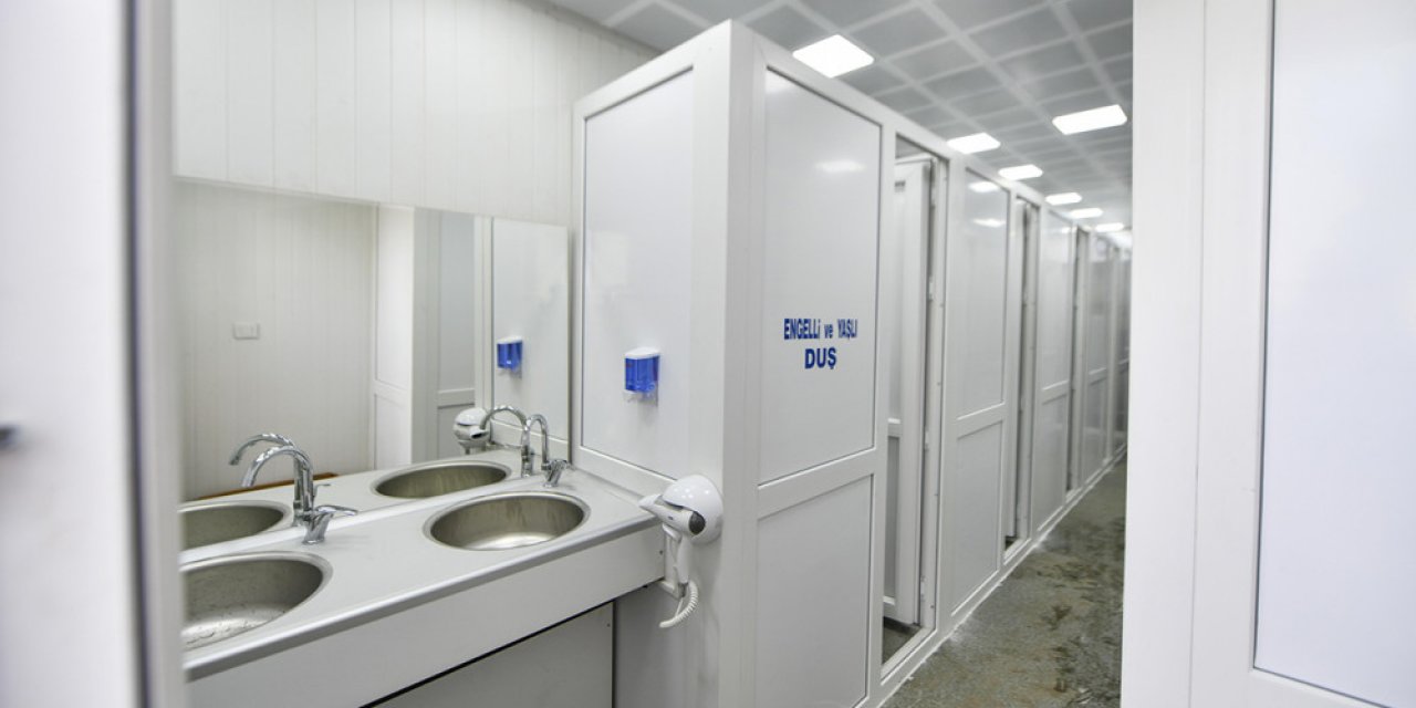 Ankara Büyükşehir Belediyesi Kahramanmaraş'a sabit duş alanları kurdu