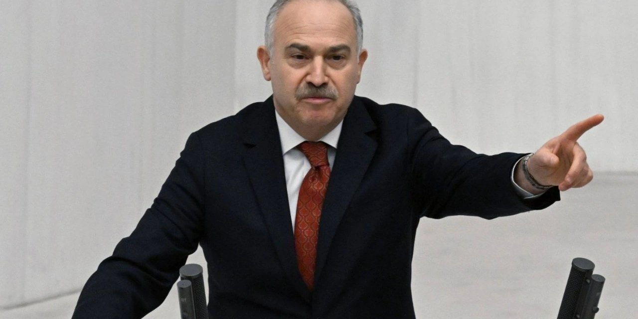 CHP'li Levent Gök'ten Çevre ve Şehircilik Bakanı Murat Kurum'a 'inşaat' tepkisi: Temel atmak veya beton dökmek yeni mezarlar hazırlamaktan farksız