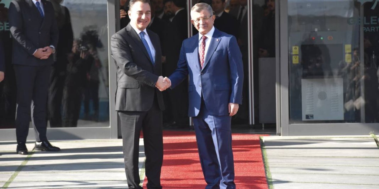 DEVA ve Gelecek Partisi'nin HDP ile görüşmeye açık olduğu iddia edildi