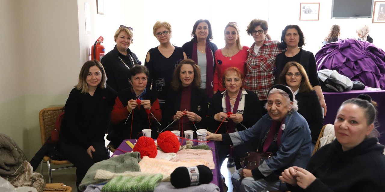 Kartallı Kadınlardan 8 Mart’ta Depremzedeler İçin Yürekleri Isıtan Etkinlik