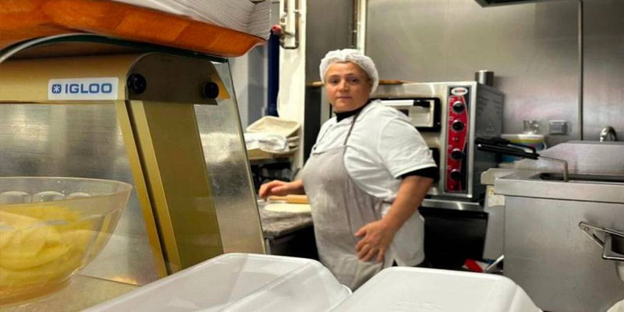 Ertuğrul Özkök: İki hafta önce pazar günü lahmacun ile TT oldum; bugün pide ve 99 balon ile ne olacağım?