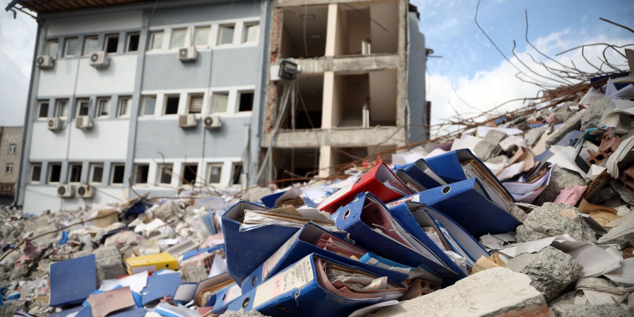 Avukatın 22 günlük nöbeti sonuç verdi, enkazdaki belgeler korumaya alındı