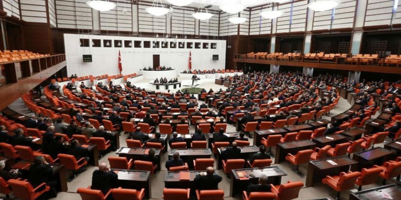 Afet yeniden imar fonu kurulmasına ilişkin kanun teklifi, Meclis'te kabul edildi