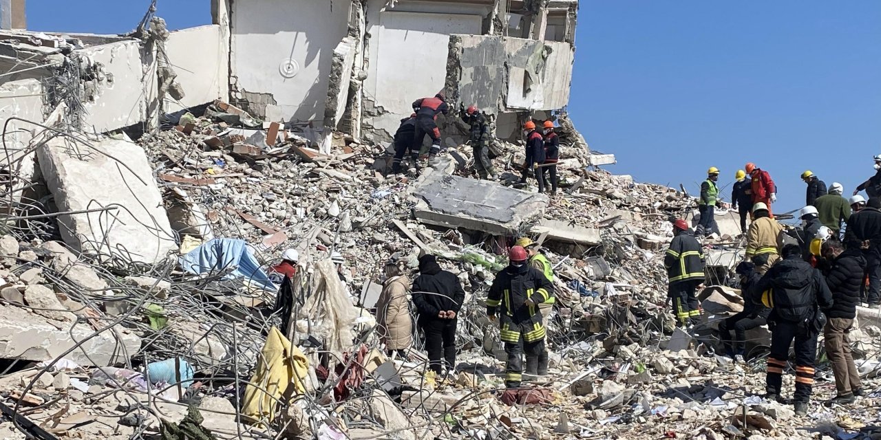 İsmail Saymaz: AFAD, depremden 36 saat sonra TSK’den yardım istedi