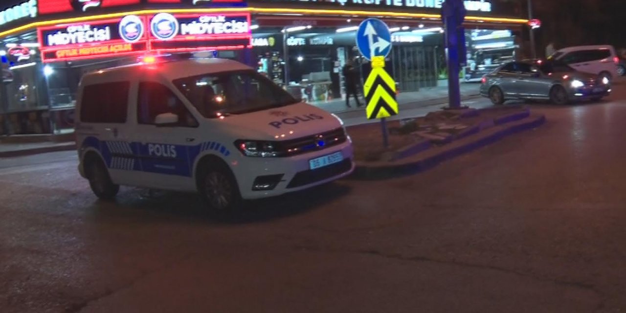 Ankara'da kısıtlama kararıyla esnaf kepenk kapattı