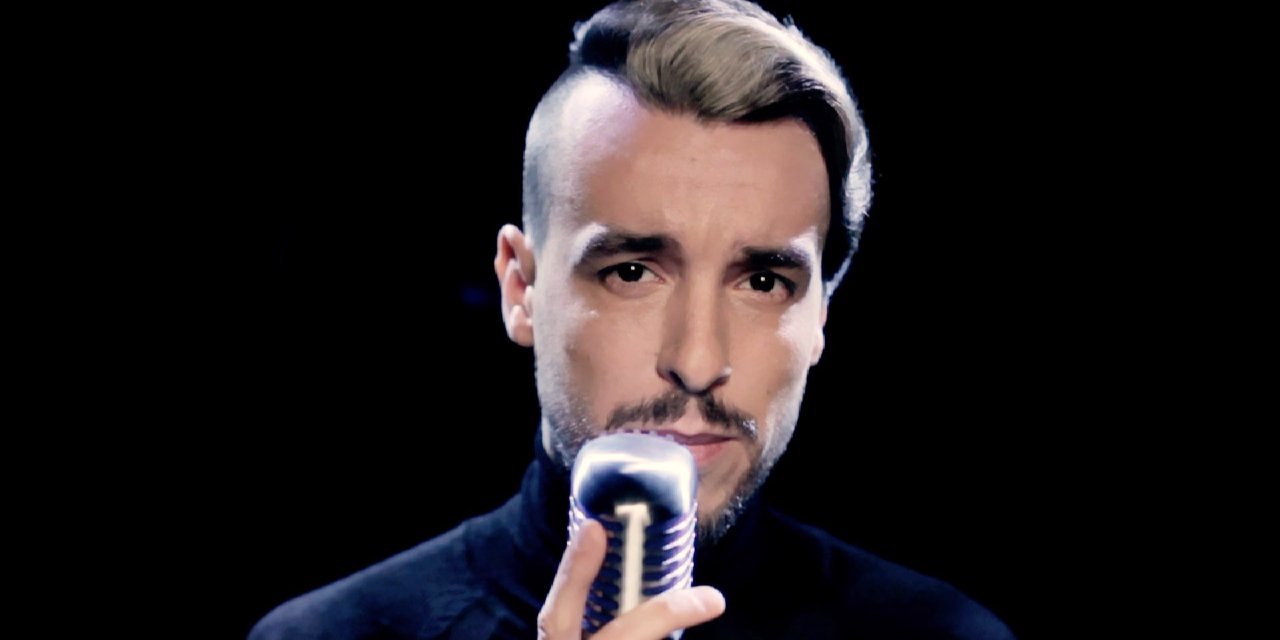 Cem Adrian'dan depremzedeler için şarkı: Bu hak değil, hüküm değil, kader değil…